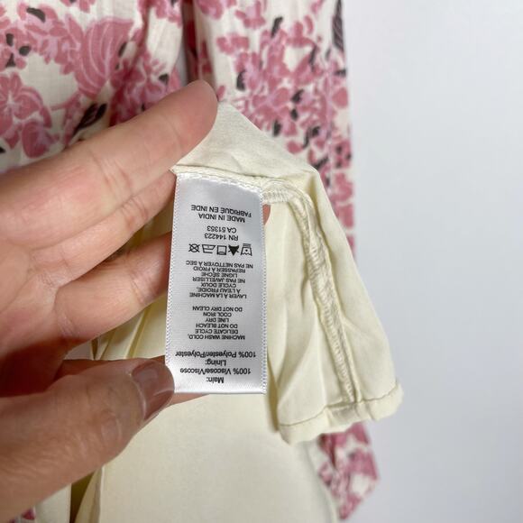 Evereve Roan + Ryan XSmall XS Pink Cream Floral Genevieve Smocked Waist Dress - Picture 11 of 13